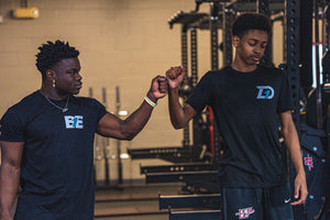 Lifting Heavy Won’t Make You Bulky… But These Gym Myths Might Make You Stupid 🤡
